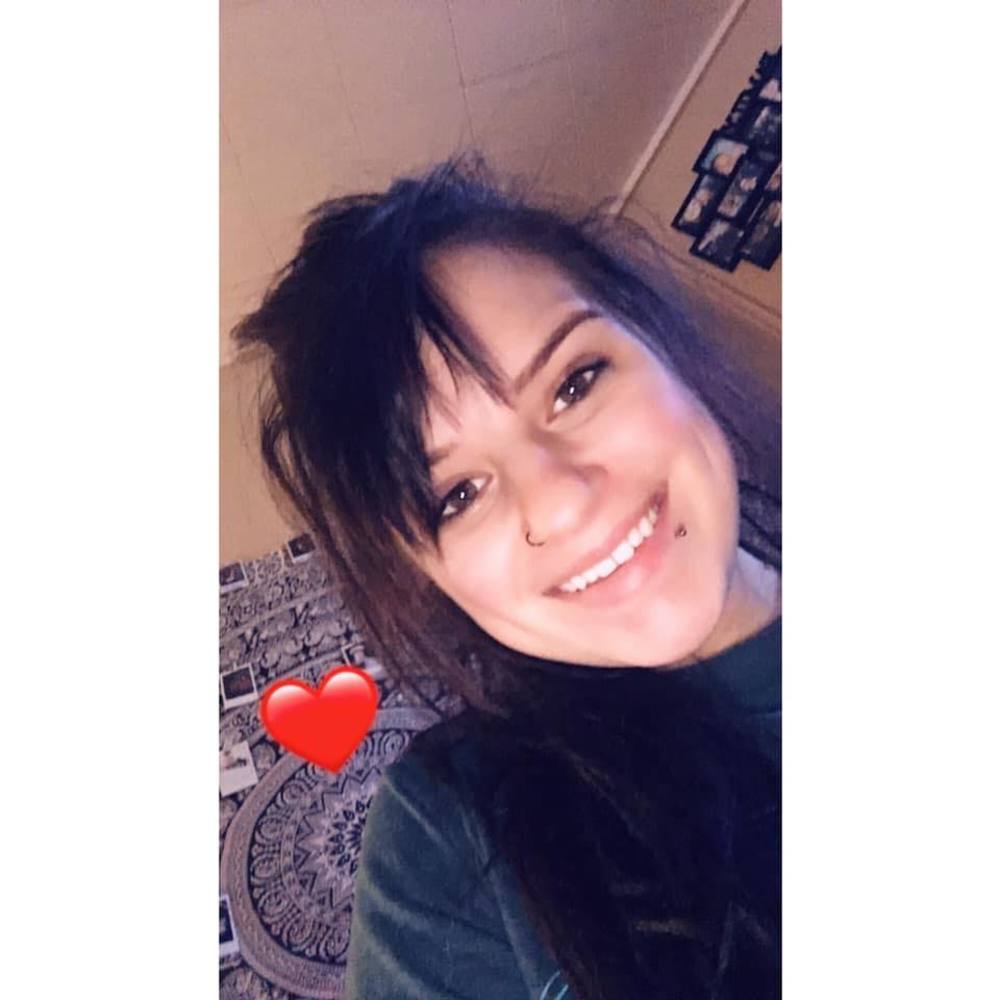 Meet your Posher, Alicia